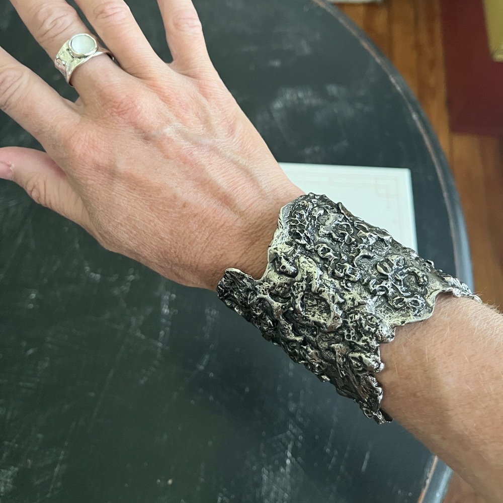 Alexander McQueen Cuff Bracelet - Picture 4 of 15